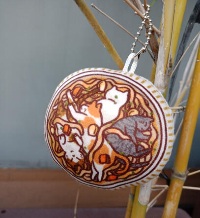 cat noodles plush charm back